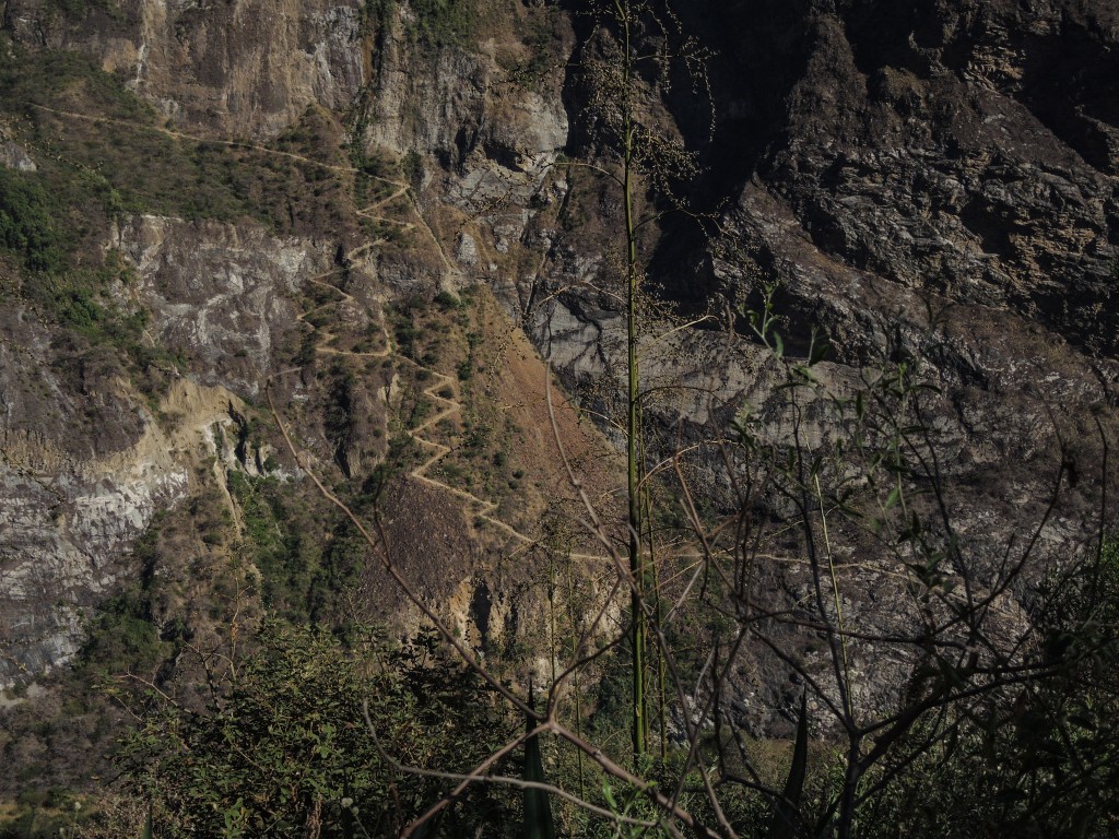 Path leading to Choquequirao